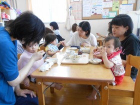 試食ではみんな、完食してました。 お友だちと食べると、美味しいね。